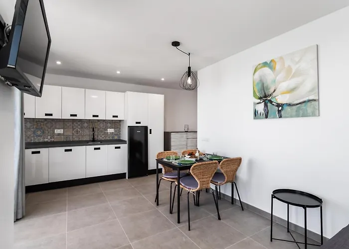 Appartement Sur Palmeras 10 *